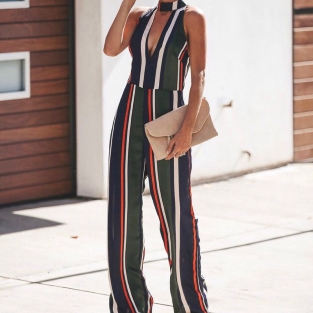 VICI stripe plunging neckline, pocketed halter jumpsuit by Ark. NEW  Re $75 L ** - Picture 8 of 9